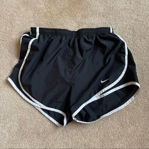 Nike Tempo Dri-fit running shorts small black and white